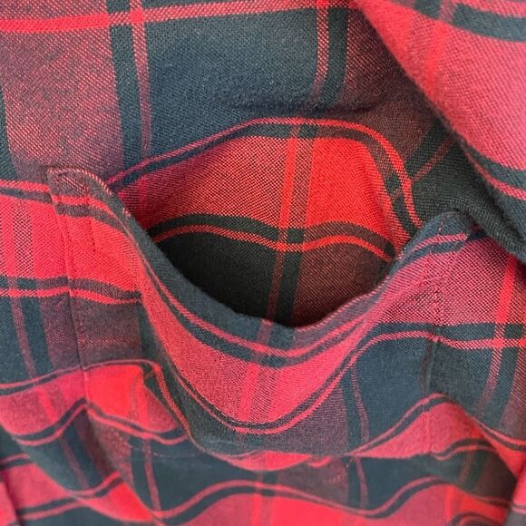 GOODTHREADS Button Down Shirt Men's XL Black Red Buffalo Plaid Oxford Standard - Picture 14 of 16